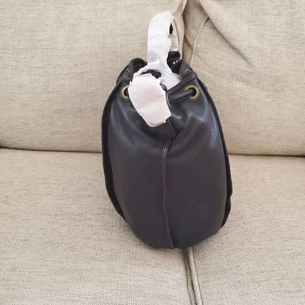 Frye Vivian Leather Bucket Bag in Black - NEW